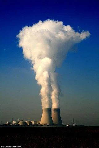 Nuage de monoxyde de dihydrogène... Photo : Koert Michiels sur flickr